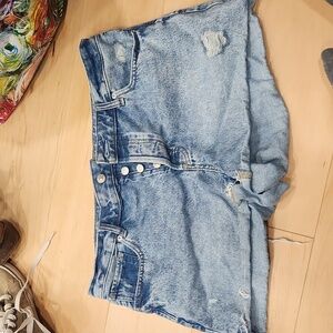 Express boyfriend shorte